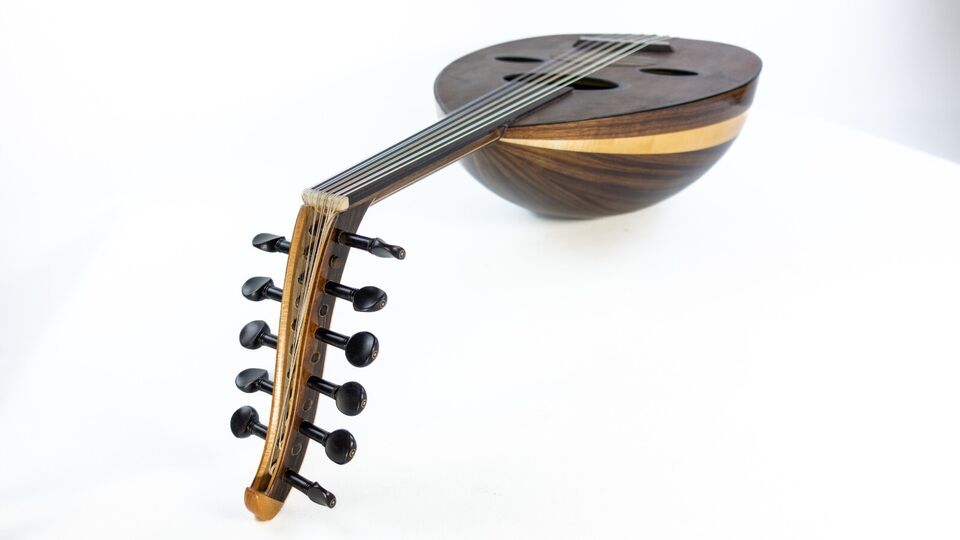Quality Floating Bridge Arabic Oud ud Aro12