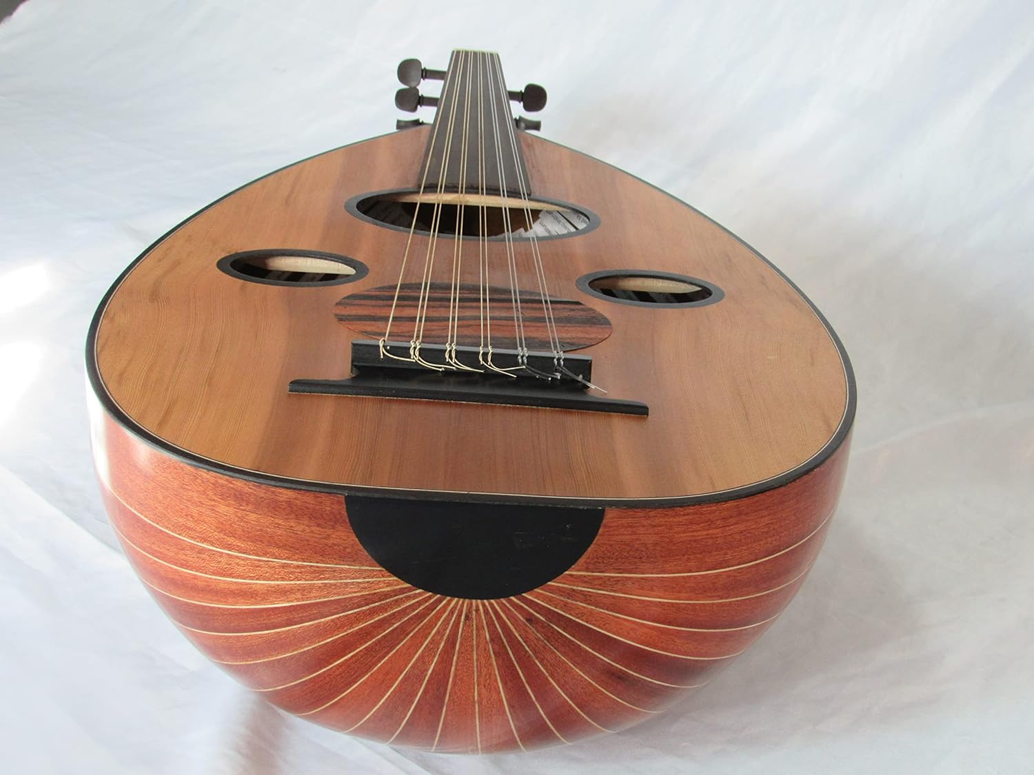 Beautiful Quality Arabic Oud Ud cns2