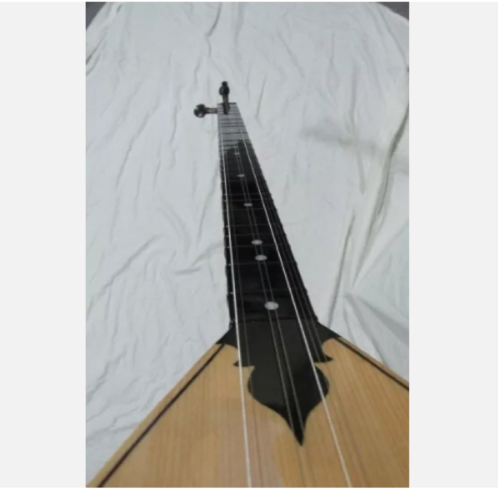 Walnut Long Neck Saz Baglama With Free Case wl1