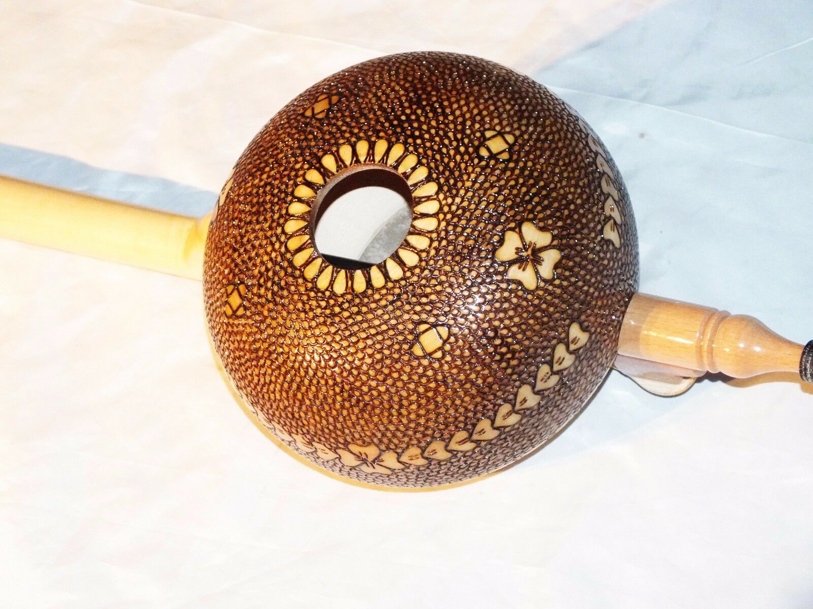 Turkish Pyrogravure Made Quality  Wooden Kemane W/ A Bow - Bag