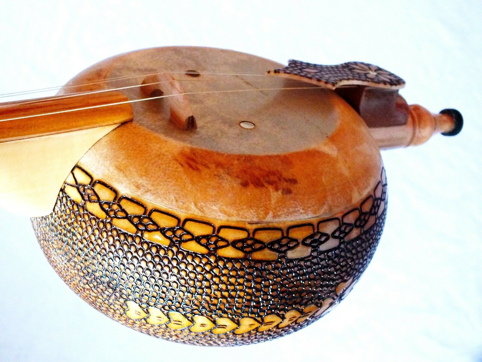 Turkish Pyrogravure Made Quality  Wooden Kemane W/ A Bow - Bag