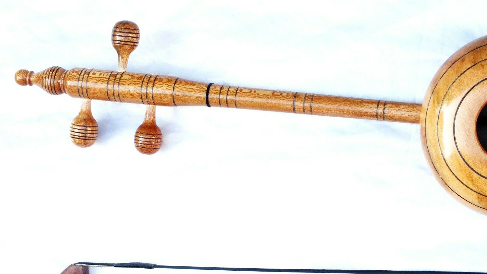 Quality Plane Carved Rebab Rubab W/ A Bow - Bag