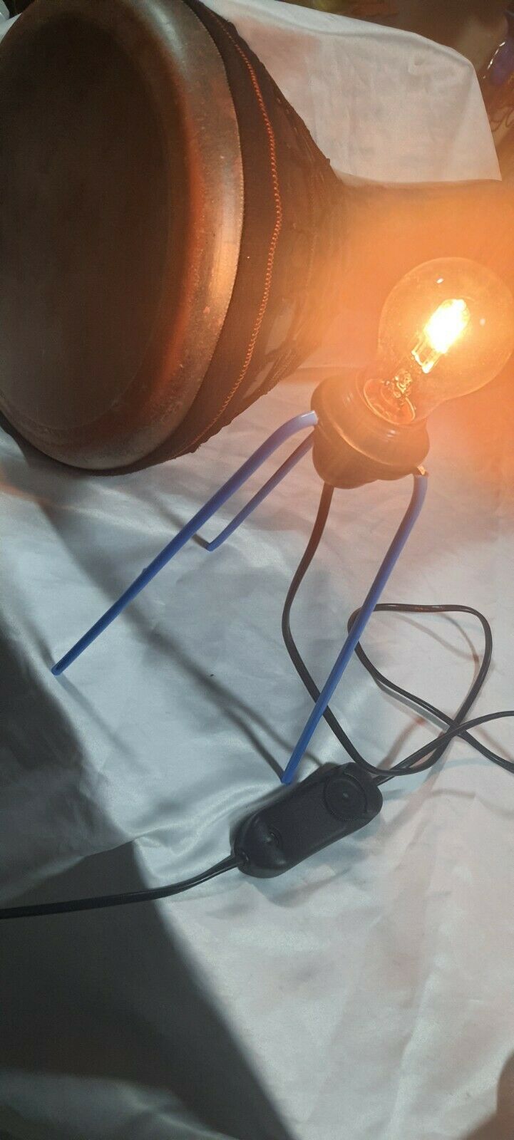 Light With Stand For Percussion Clay Doumbek Darbuka