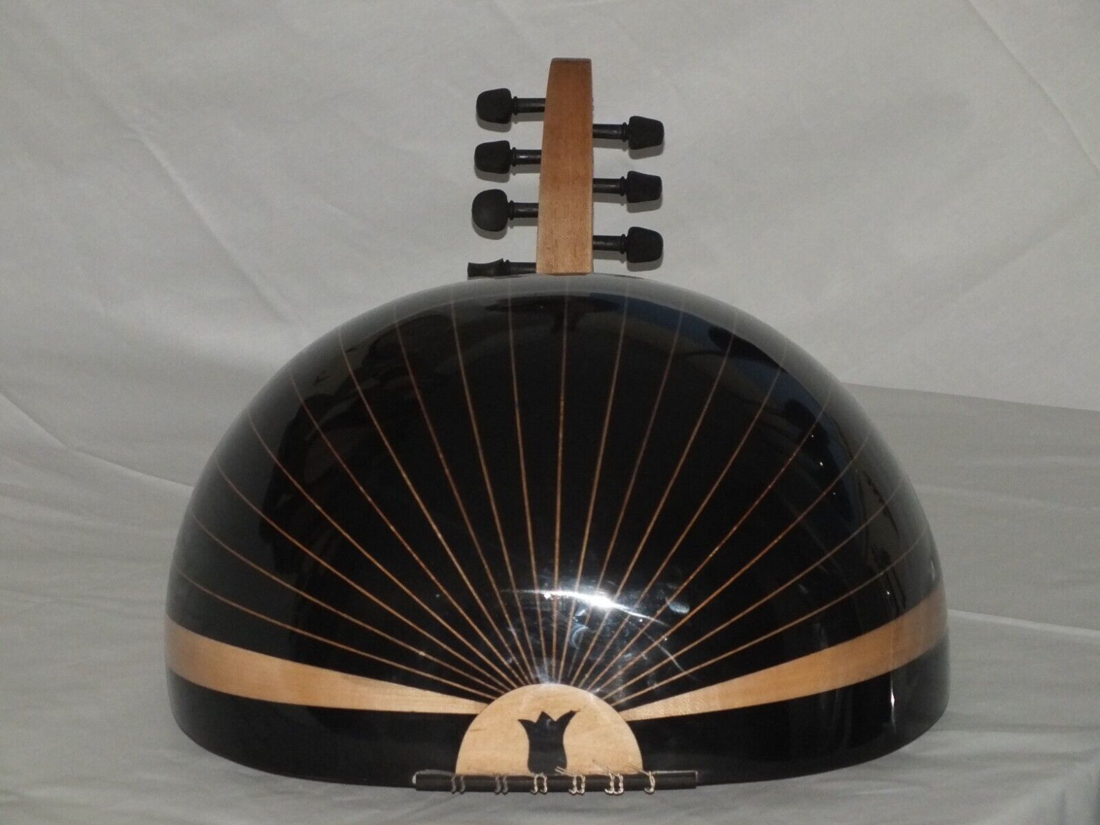 Quality Floating Bridge Arabic Oud ud Aro1