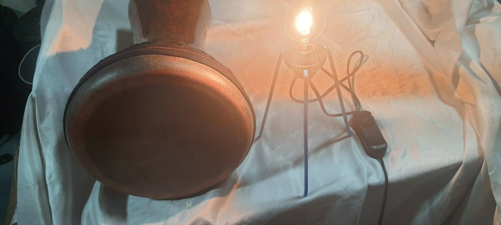Light With Stand For Percussion Clay Doumbek Darbuka